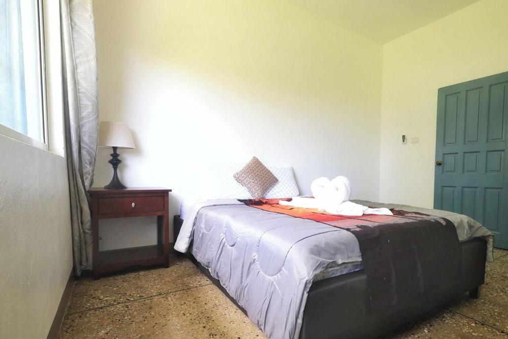 Inviting 3-bed Apt in Whim Estate- Nearscarborough