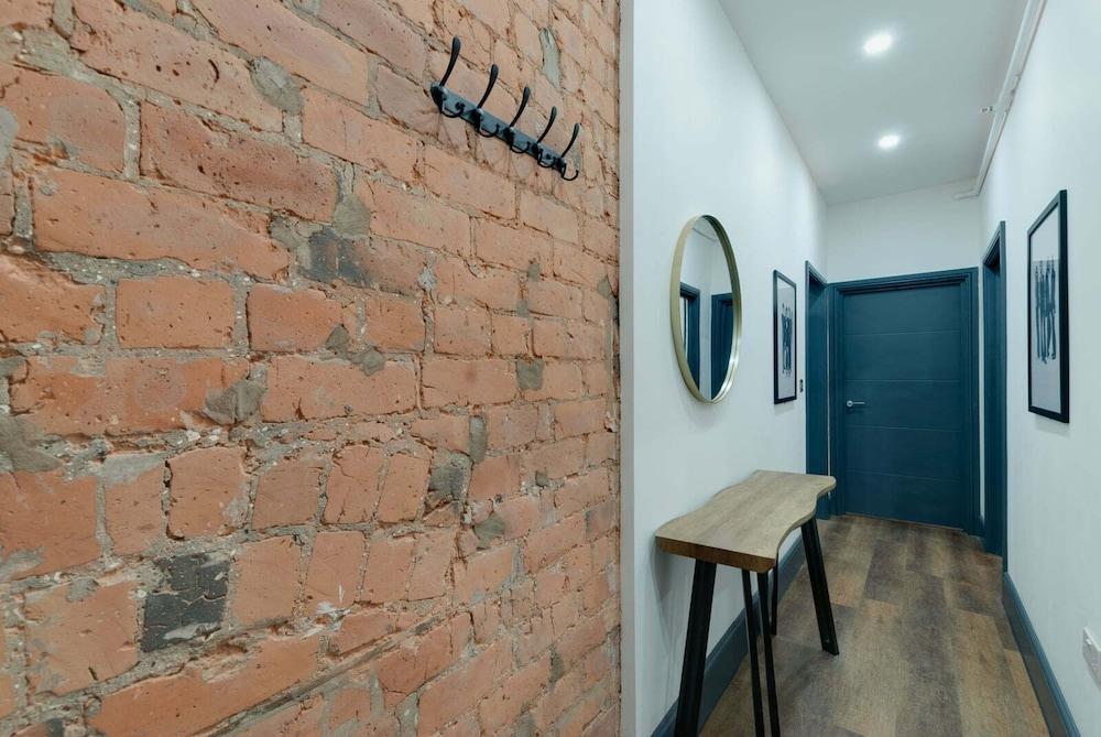 Harrisons Aparthotel