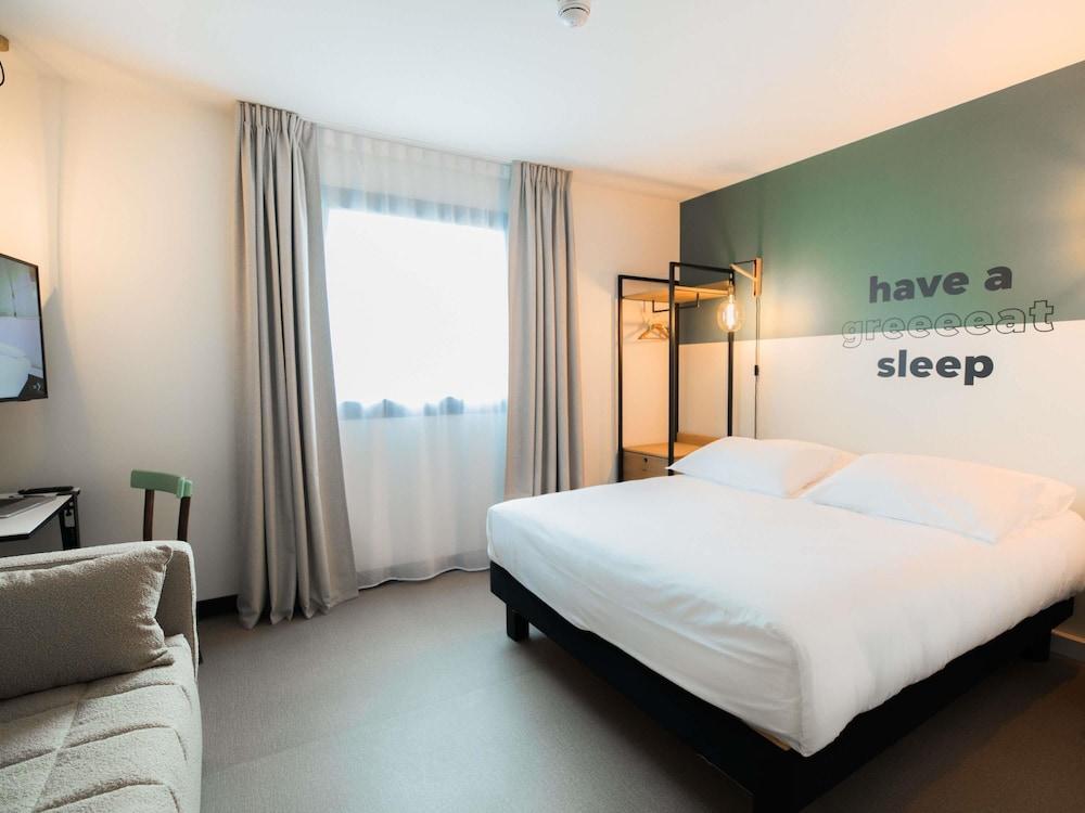 Greet Hotel Brest Aéroport