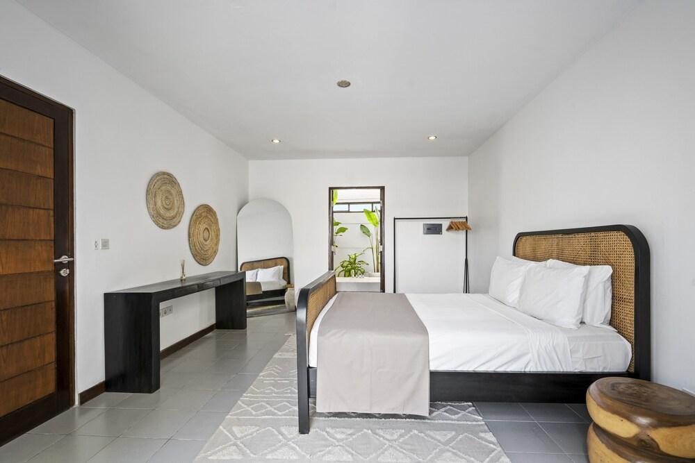 Moonlight Villa 3 by Betterplace