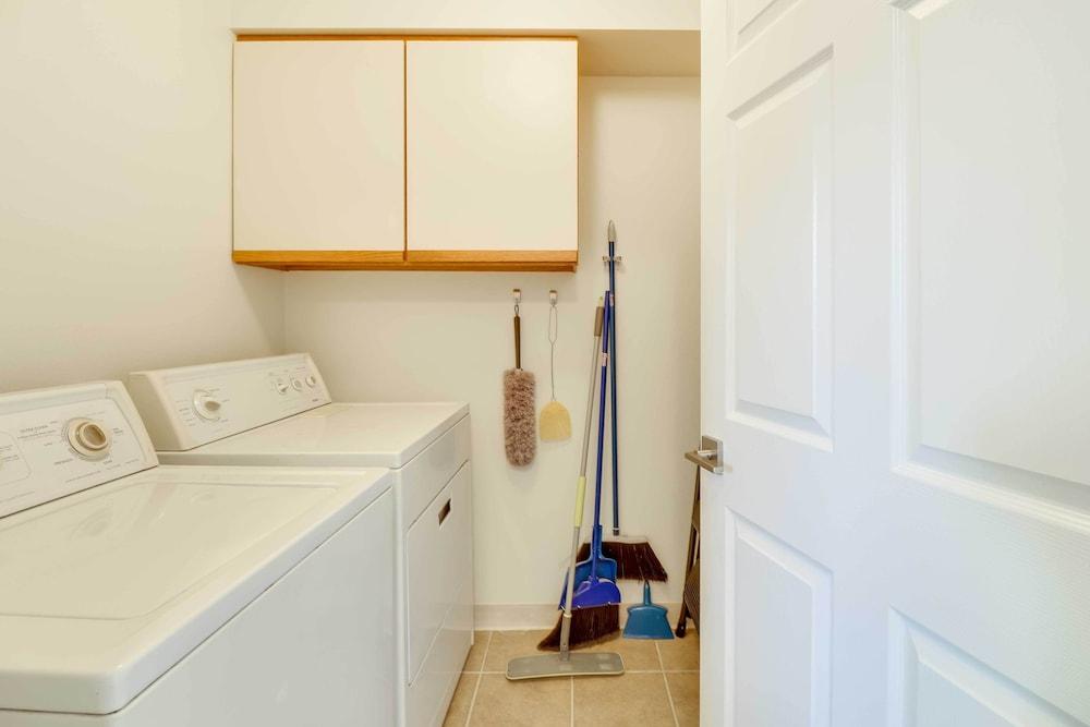 Beautiful Bigfork Condo w/ Hot Tub Access!