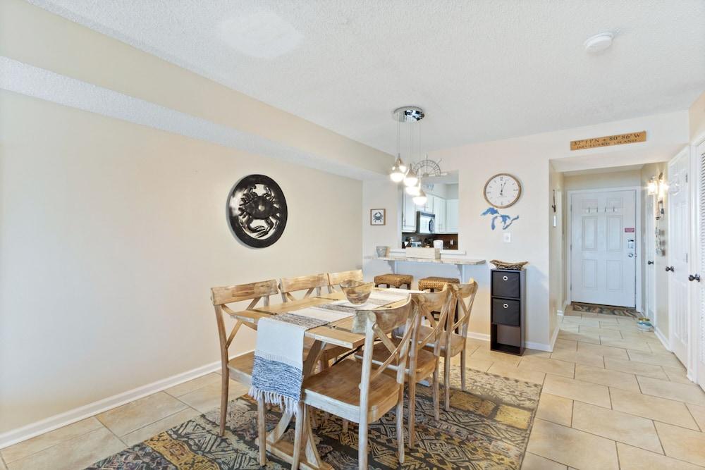 Summer House West C201