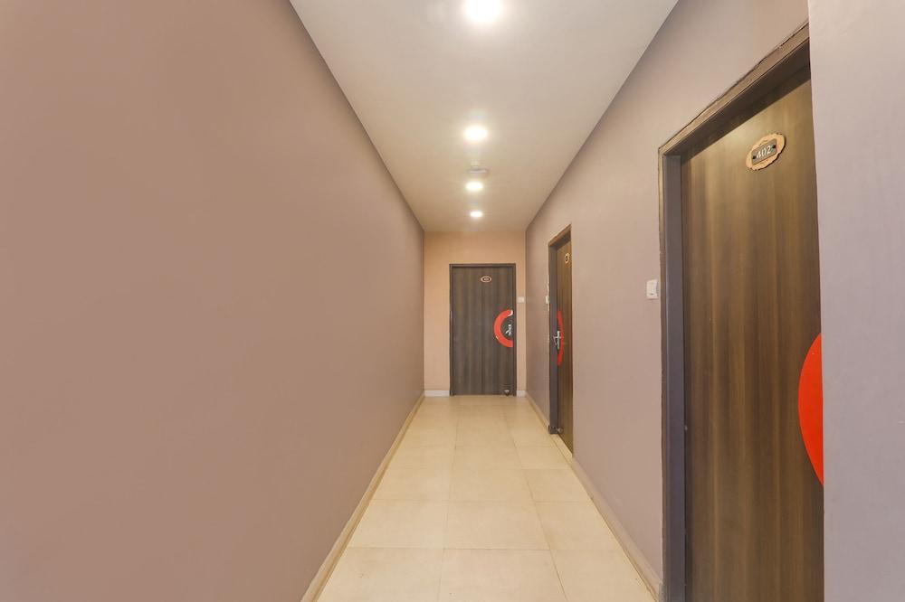 Fabhotel Swarn Banquet