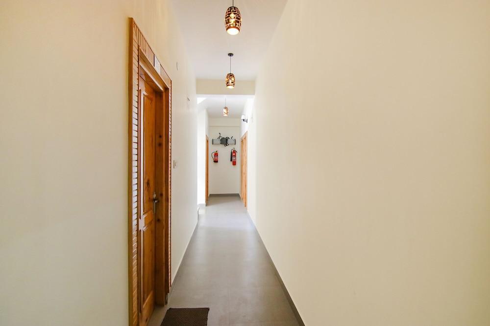 Fabhotel Himalayan Park