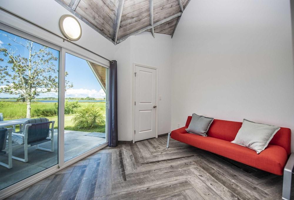 Studio 01 - Lake Sumner