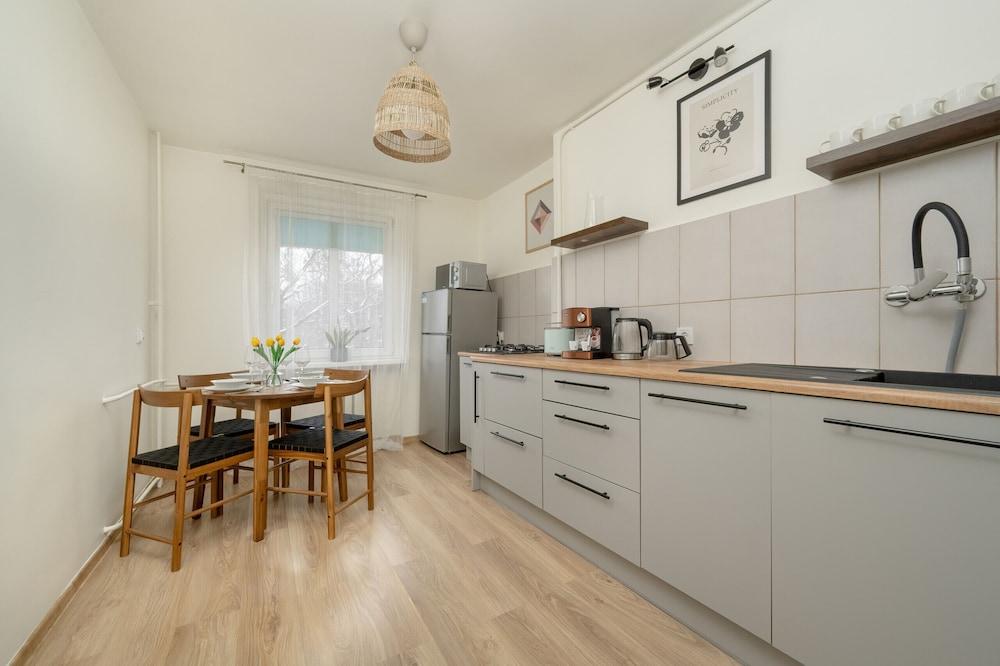 Charming Trzebnicka Apartment by Renters