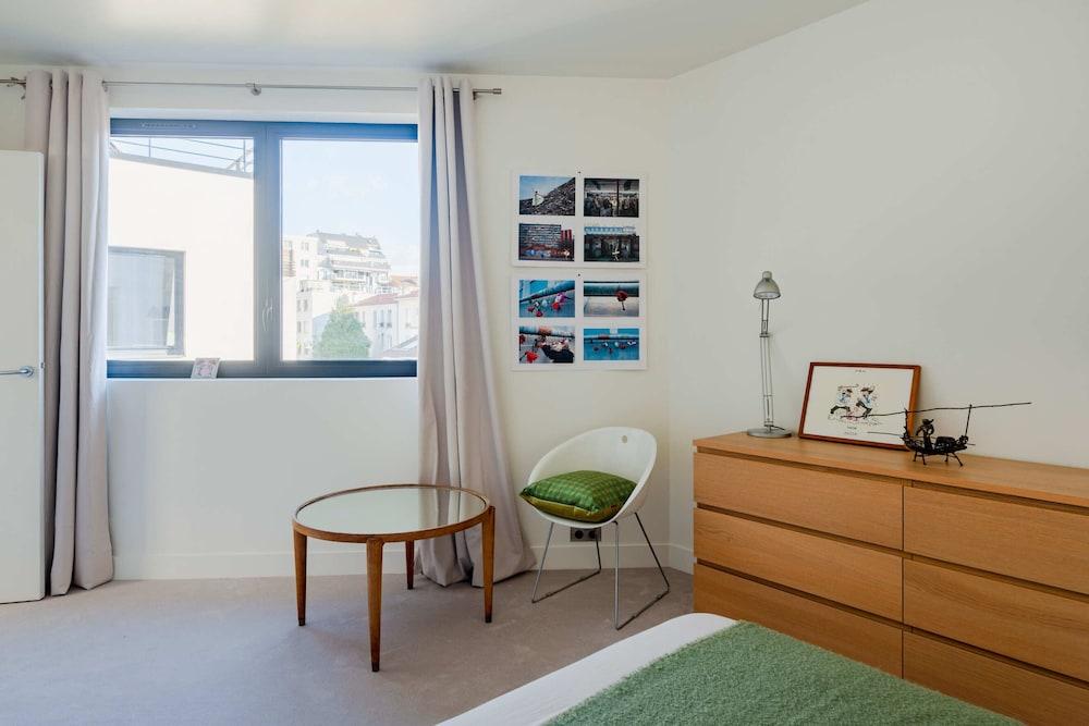 Paris Mimosa Penthouse Residences