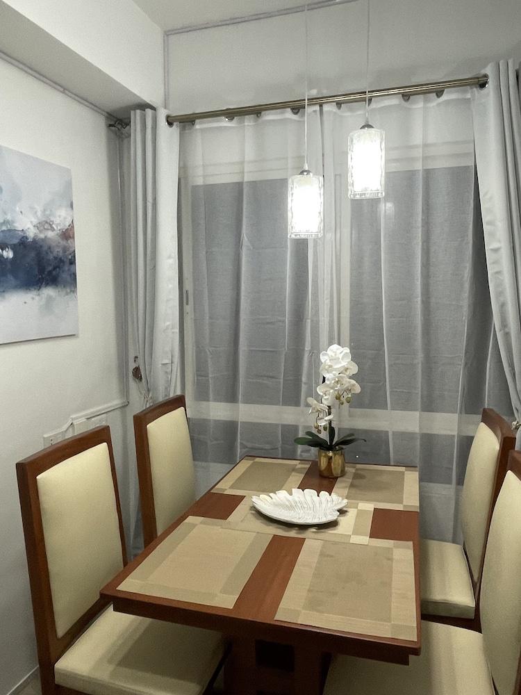 Mesavirre Bacolod | Elegantly Furnished 1BDM w/Balcony @ LOPEZ LUX.