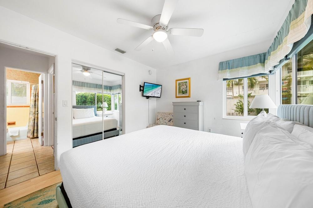 Hidden Paradise by Beachside Management