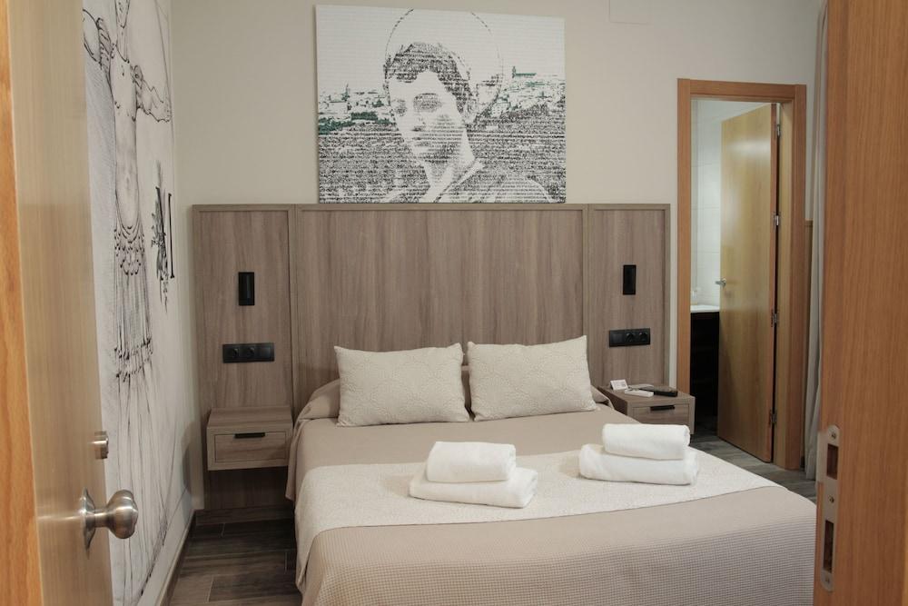 Hospedium DLJ Hostal Temático Desde La Judería