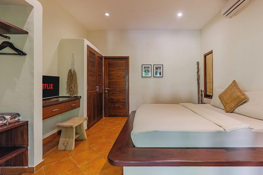 Flor Villa by Betterplace