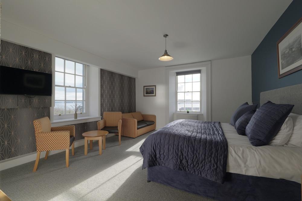 The Lord Nelson Hotel