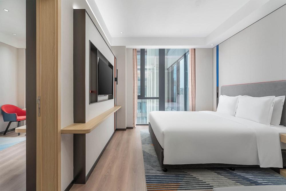 Holiday Inn Express Xi An Daxing by IHG