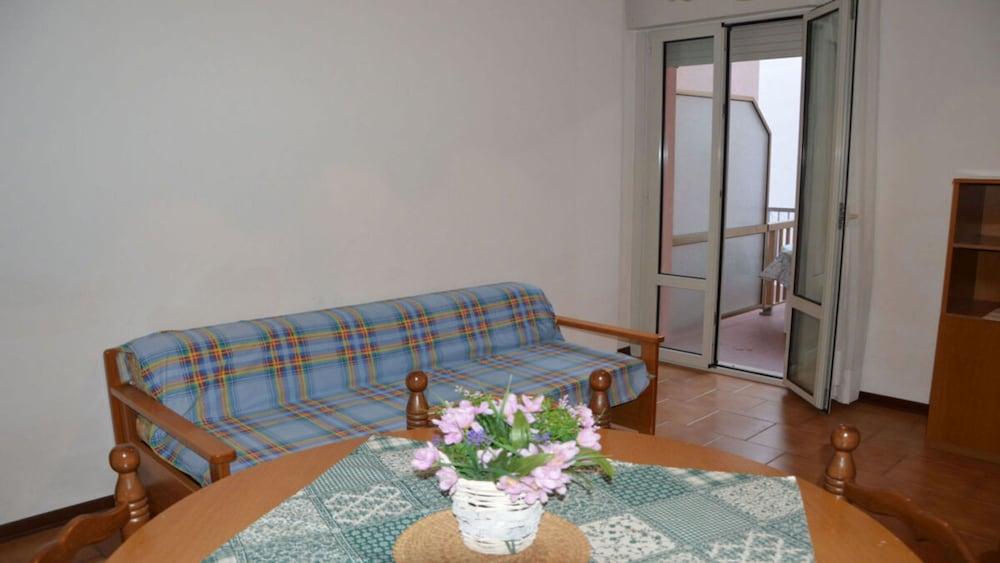 Caorle Awaits you in a Comfortable Apartment
