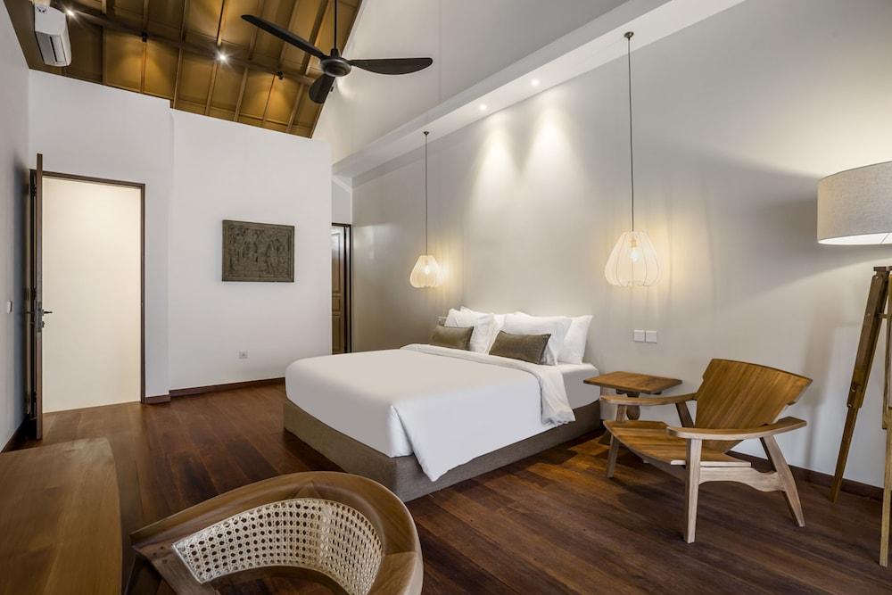 Nusantara Loft Alor by Alfred in Bali