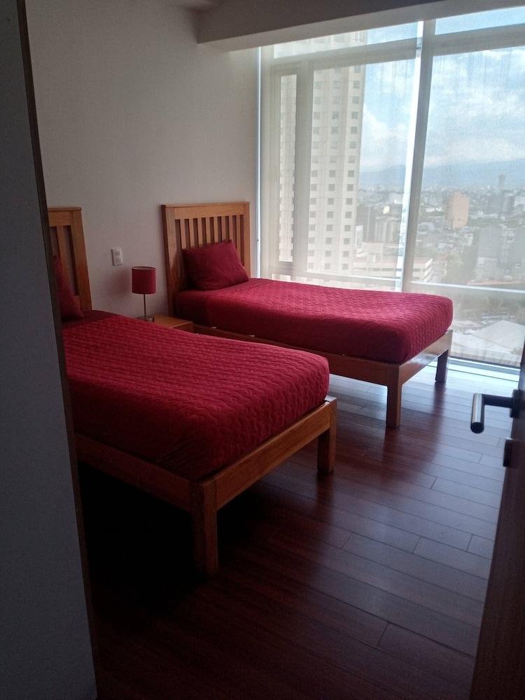 Amazing Reforma Apartment, 2bdrm 2 Bath, Awesome
