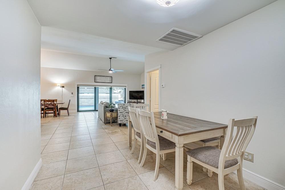 5 Mi to Downtown: Cape Coral Retreat w/ Lanai!