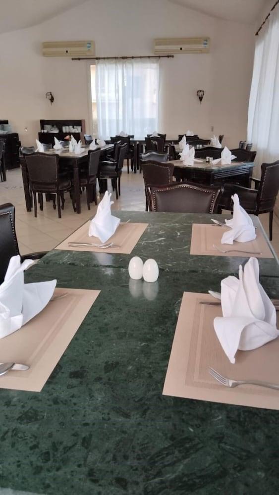 Regina Resort El Sokhna