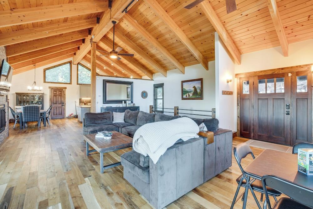 Stateline Mountain Cabin: 3 Mi to Heavenly Resort