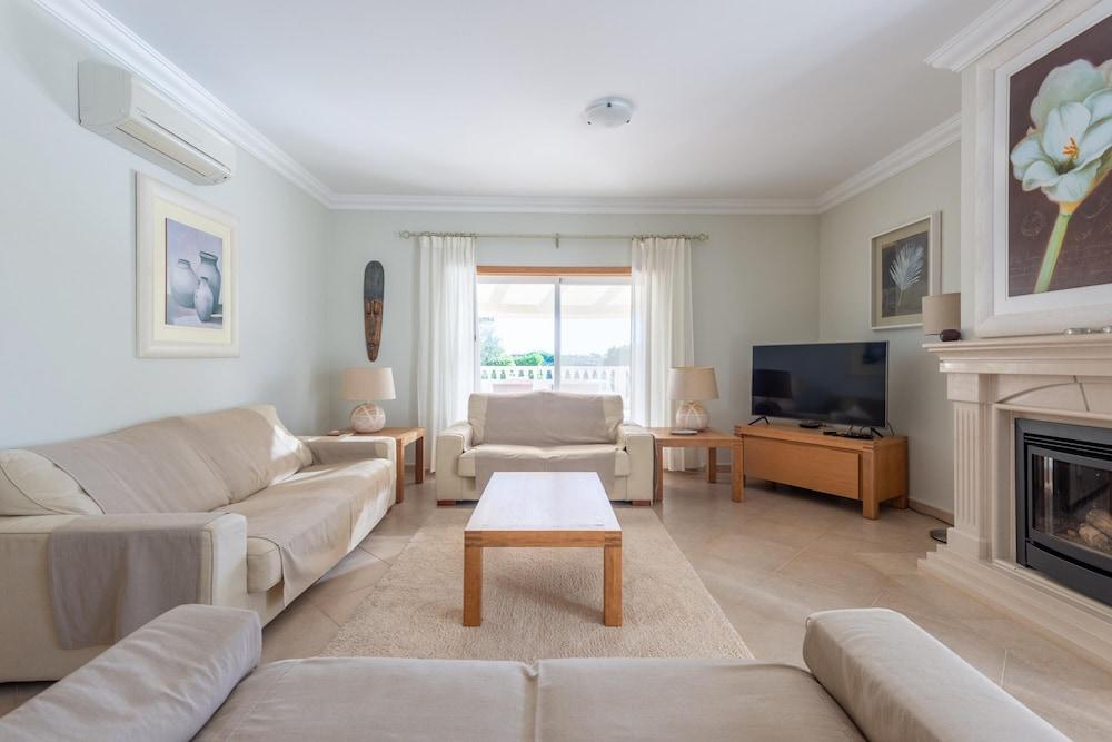 Lote 50 at Boavista Resort Lagos