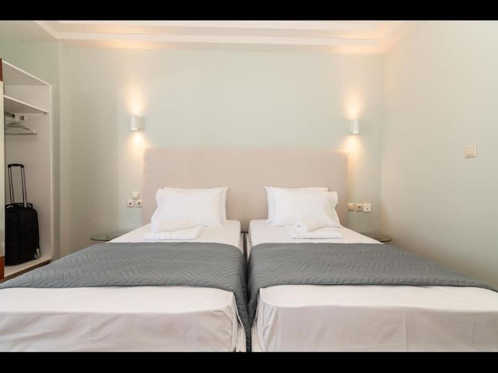 Room in Guest Room - Girogiali Beach Hotel