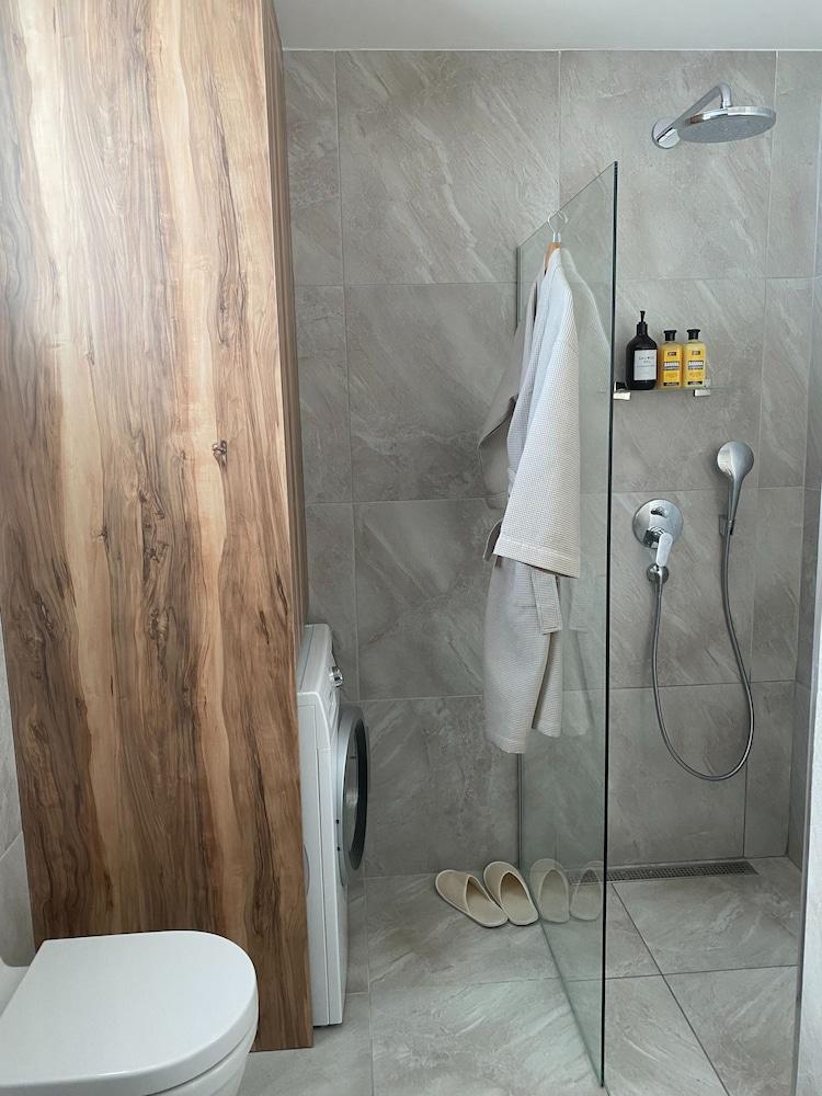 Luxurious Seafront Penthouse