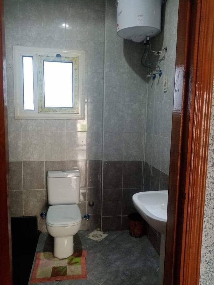 Al makramia compound