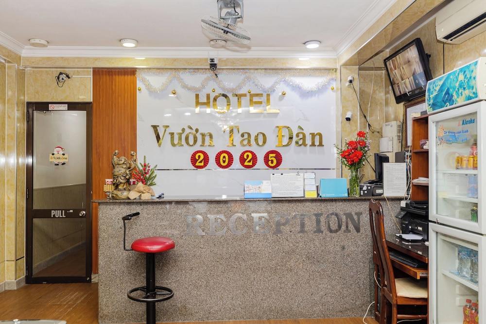 Vuon Tao Dan Hotel Near Ben Thanh Market