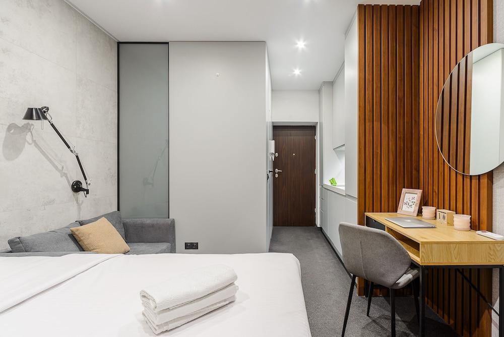 Lumina Apart hotel in the Center of Warsaw