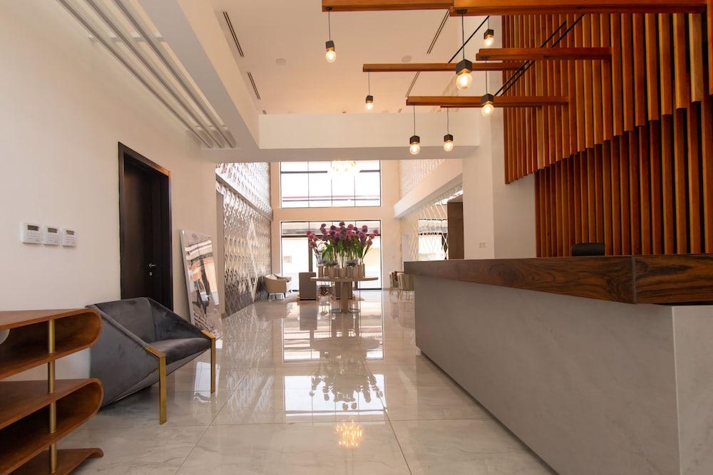 Signature Luxury Apartments