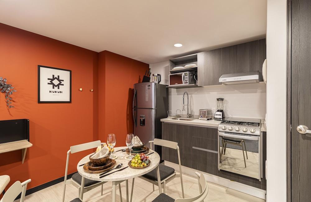 Casa Sócrates by Kukun