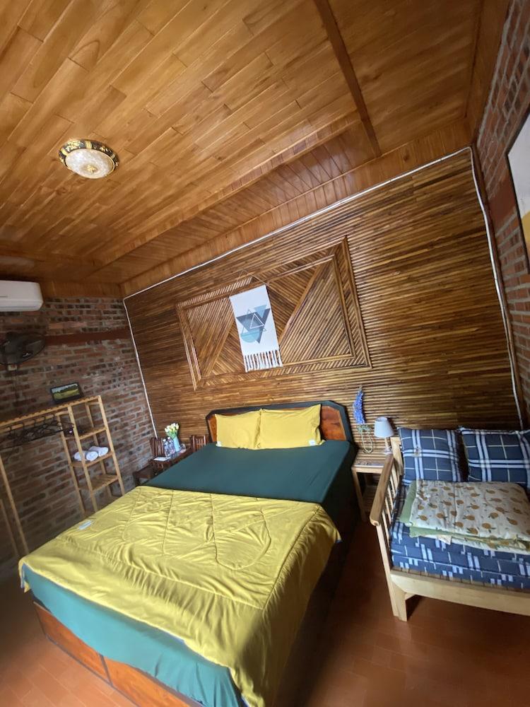 D&D Riverside Homestay