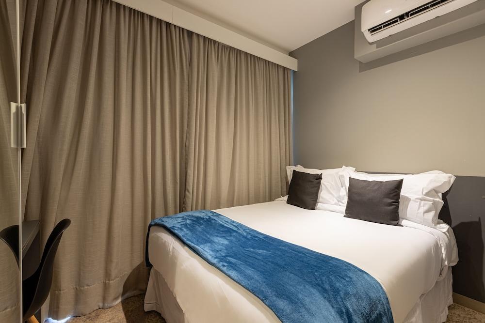 VNO - Oscar Freire Studios on Subway