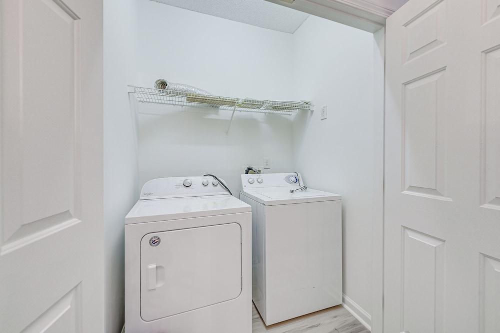 1 Mi to Beach: Myrtle Beach Condo w/ Pool Access