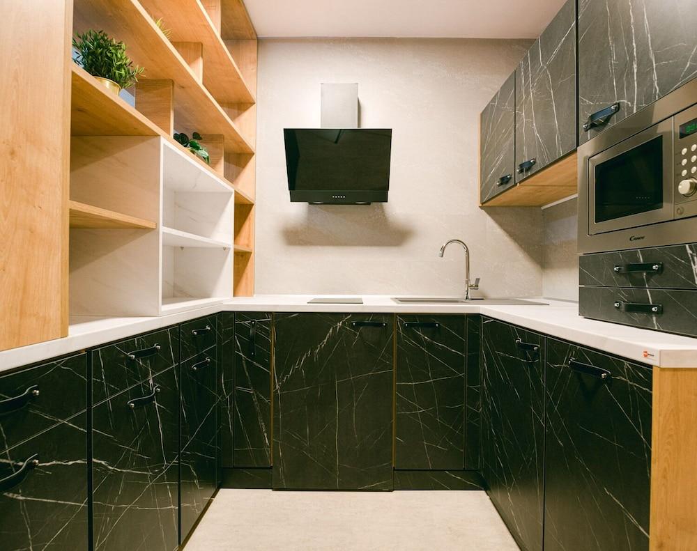 Svarog Unique Apartment by CHORS