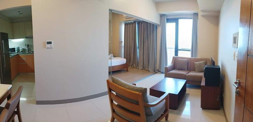 ROOM for RENT in Mactan Newtown