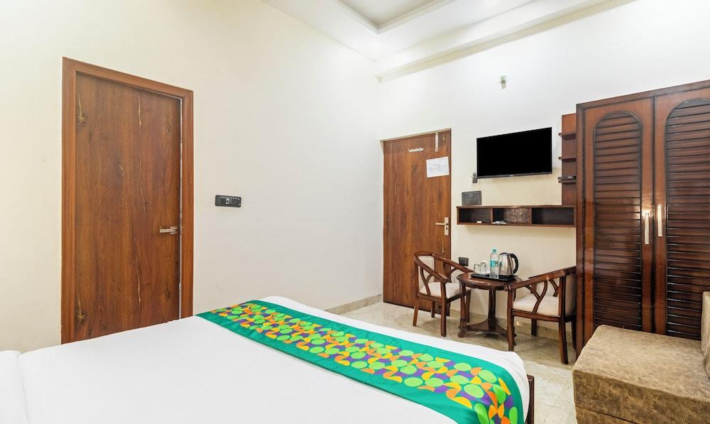 Treebo Brij Kaushal, Near Prem Mandir