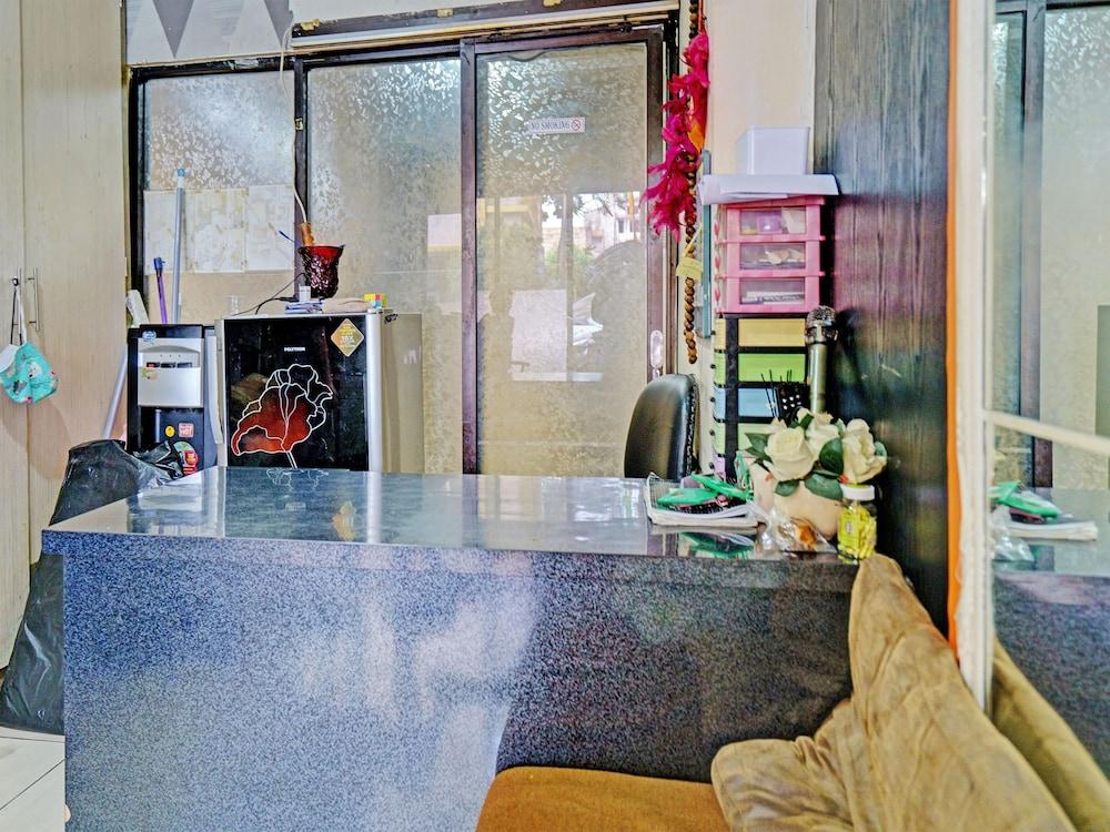 OYO Life 92949 Apartemen Gateway Cicadas By Qq Rent