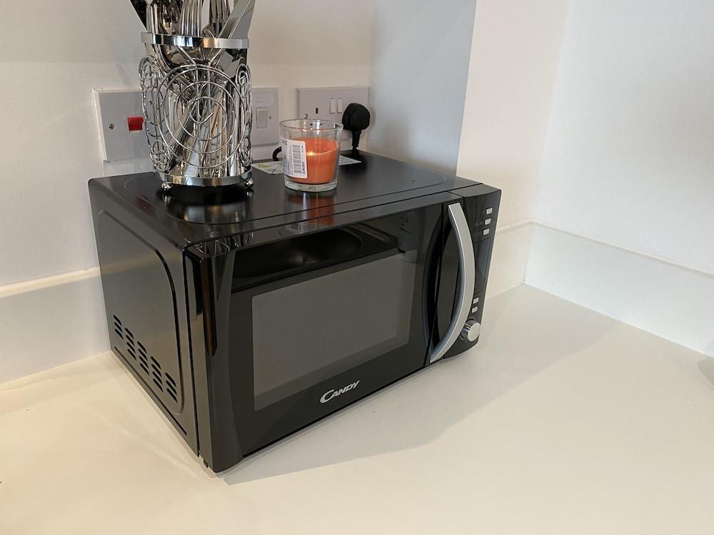 Stunning two bed City Center Apartment