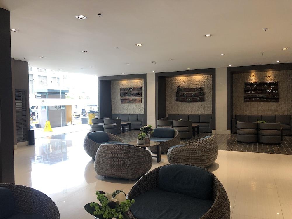 Shore Residences Stays by PBYY