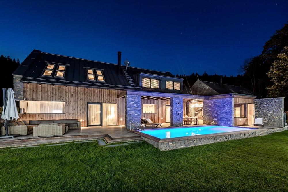 Velk Karlovice Mvh028