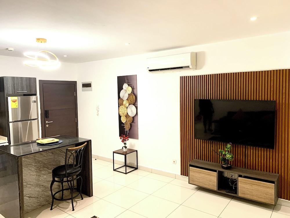 Embassy Gardens by Morninglife Luxury