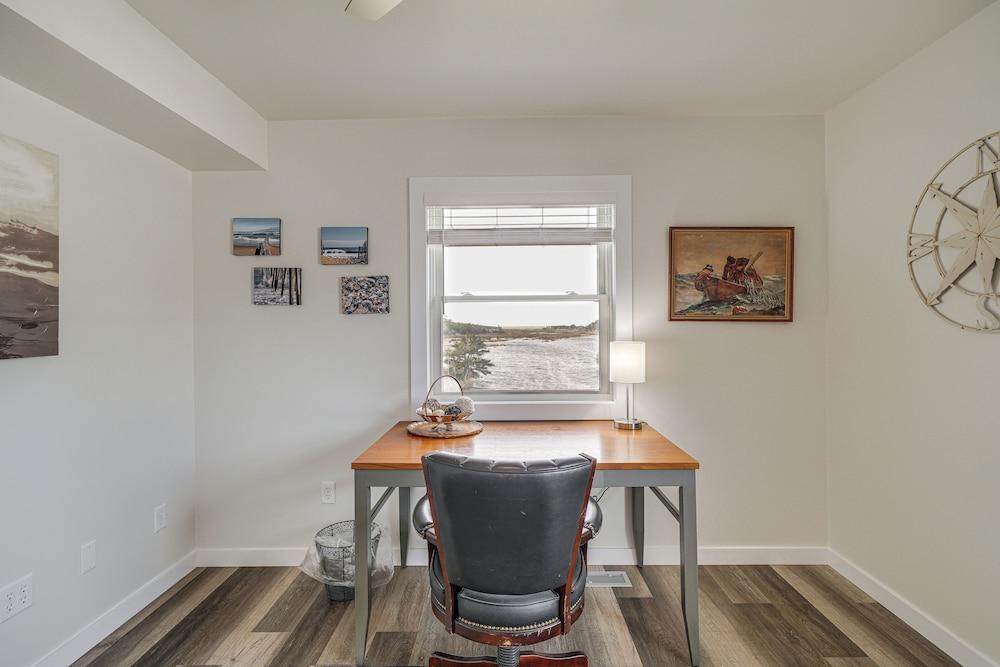 Hatteras Island Hideaway: Waterfront, Canal Access