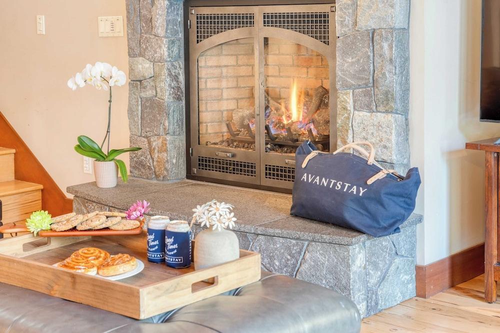 Ward Creek by Avantstay 5 Min Walk to Lake, Deck