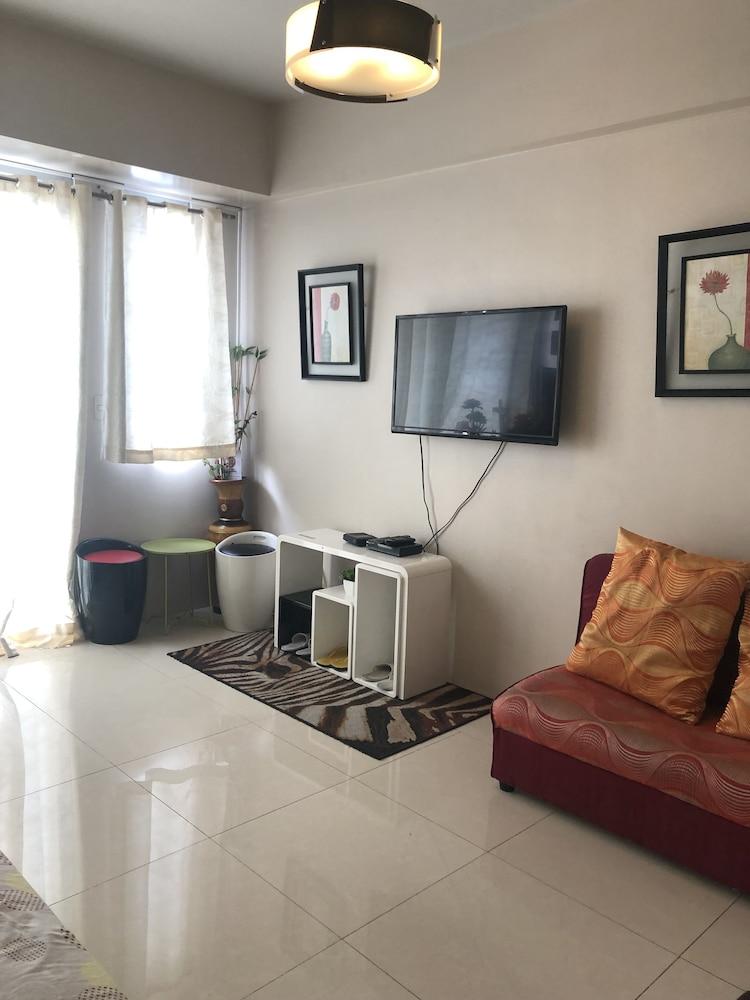 Palmtree Villas 1 -Favila Condotel Unit