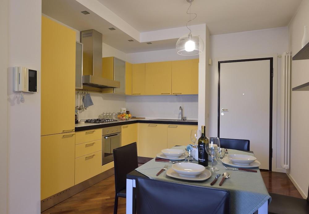 Esedra in Cattolica With 2 Bedrooms and 1 Bathrooms