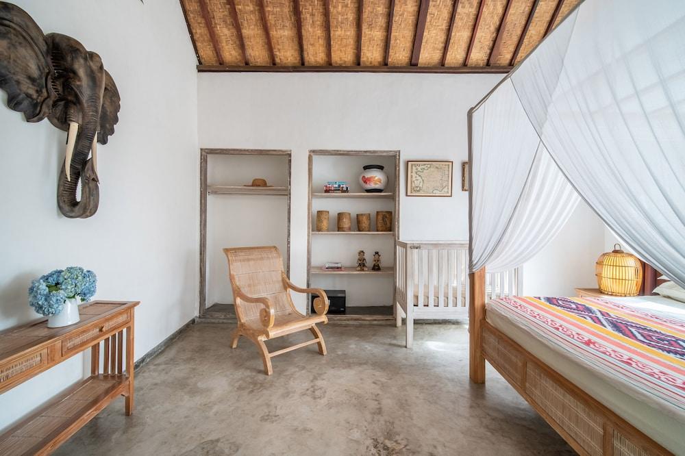 Katak Villa by Villa Finder