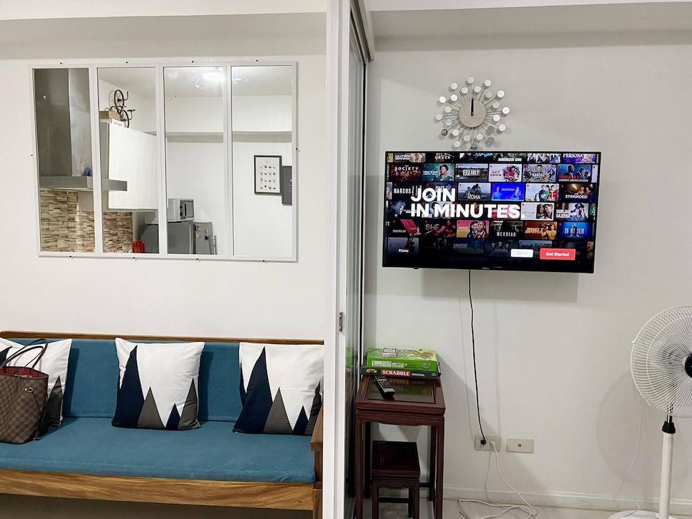 Stay At Azure urban beach residents