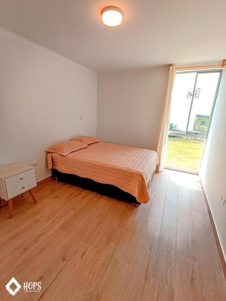 HOP Odaiba Exclusiva Laguna y Playa en Chincha