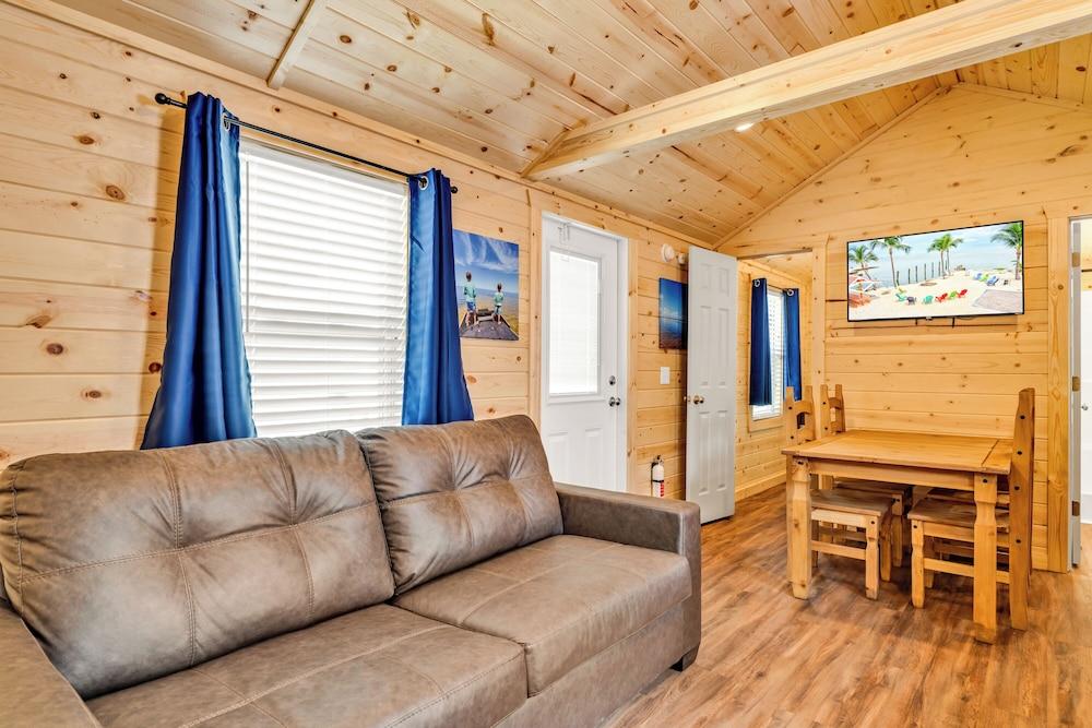 Good Times Motel and Marina